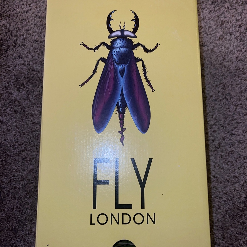 Fly London Yellow Box with Fly Graphic